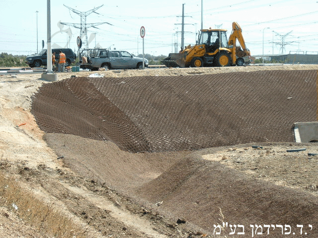 שימוש ברב-תא למניעת סחף